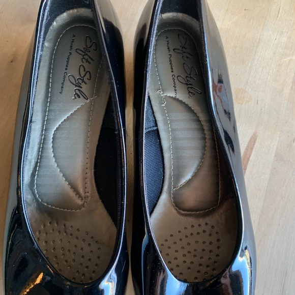 Soft Style women’s pump. - Picture 5 of 5